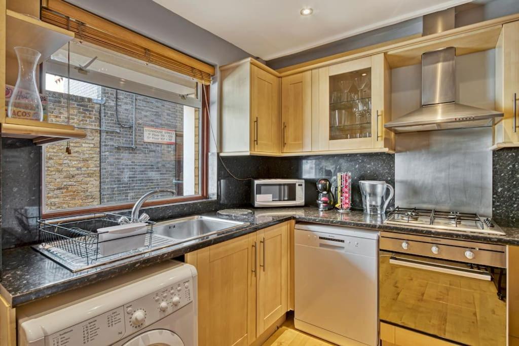 Lovely 3-Bed Clapham Common London Eksteriør billede